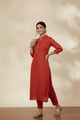 Elegant Red Printed Straight Kurta Set